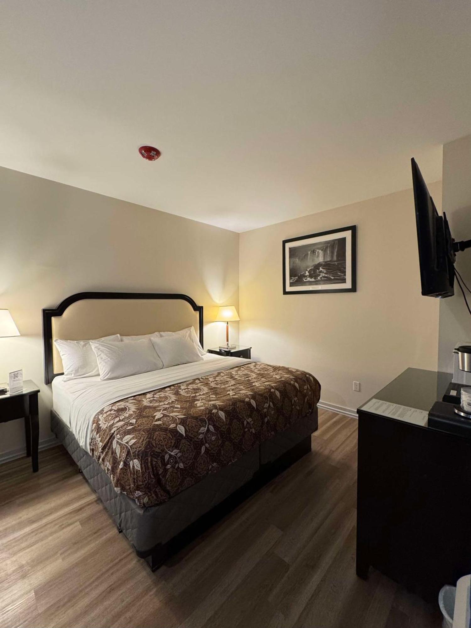 Big Bird Inn Wawa, Surestay Collection By Best Western ภายนอก รูปภาพ